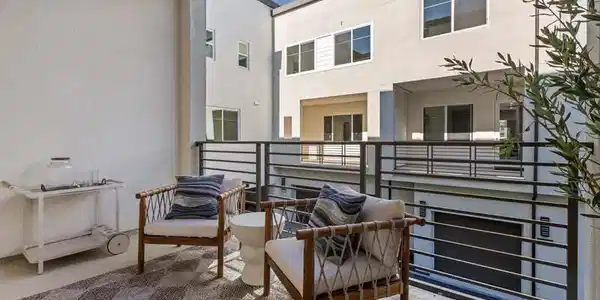 7255 Aura Circle