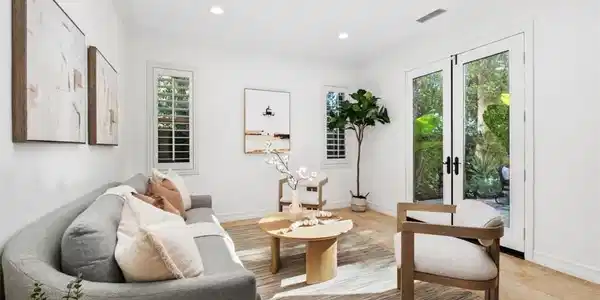 33 Paseo Lerida