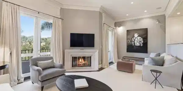 15500 W Sunset Boulevard