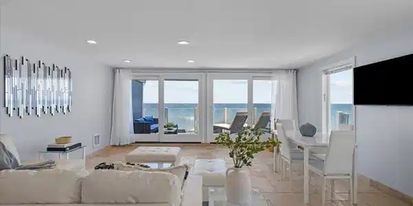 11770 Pacific Coast Highway