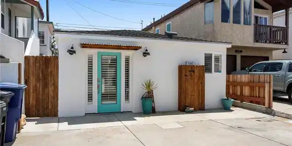 244 Cahuenga Drive