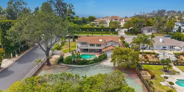 6401 La Jolla Scenic Dr S