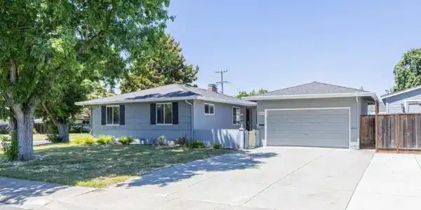 44 Duke Way