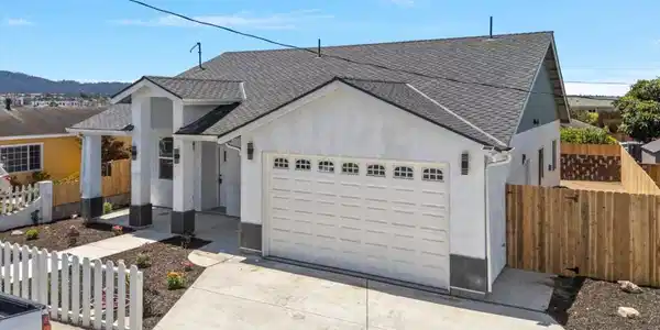 1787 Laguna Street