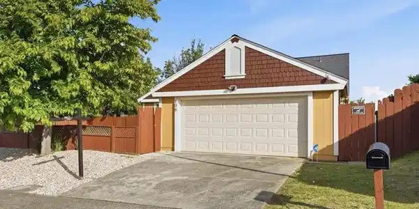 106 Fieldstone Way