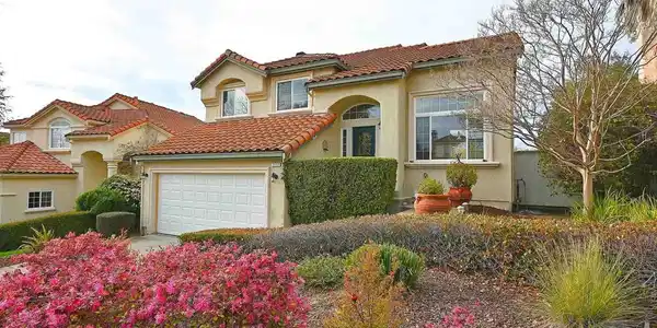 2152 Bluerock Circle