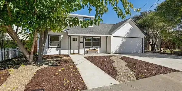 4185 Huckleberry DR
