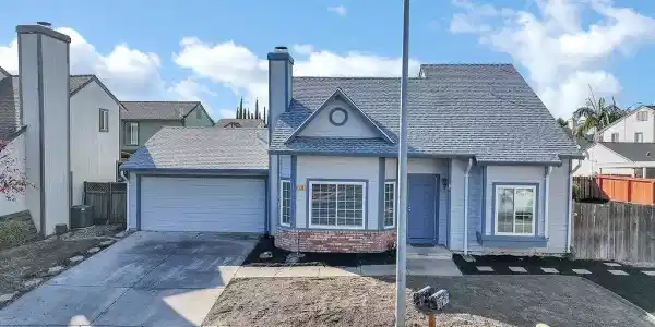 736 Walnut Ranch Way