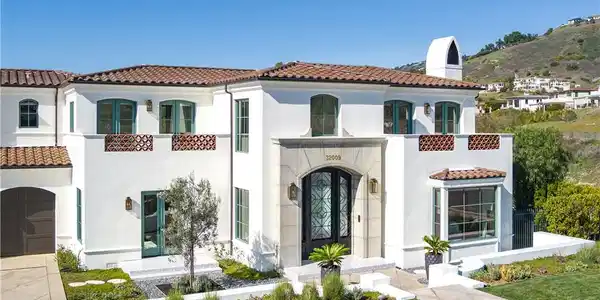 32009 Cape Point Drive