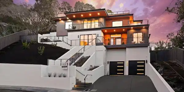 3288 Oak Court