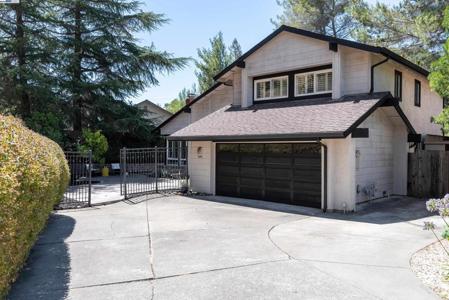 5644 ALHAMBRA HILLS CT