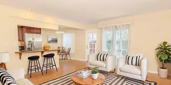 5252 Balboa Arms Dr