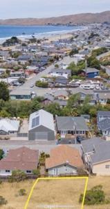 325 Cerro Gordo Avenue