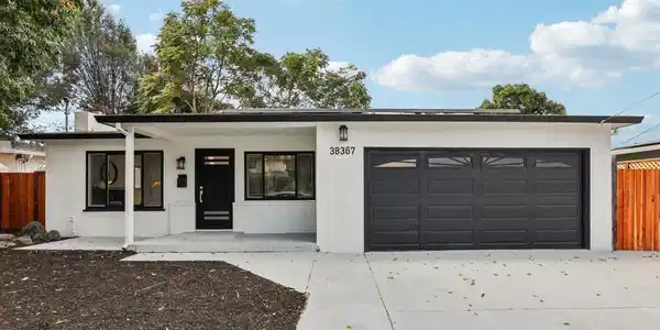 38367 Oliver Way