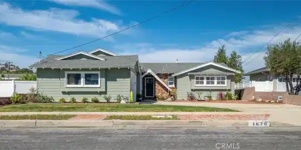 1670 W 7th