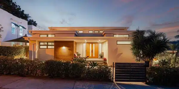 4563 Point Loma Ave
