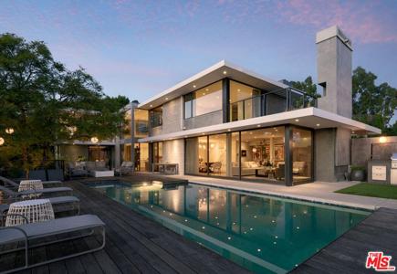 1215 Chickory Lane