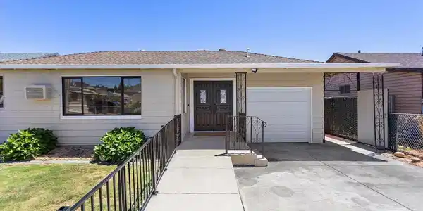 375 Carson Dr