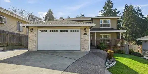 3920 Davis Court