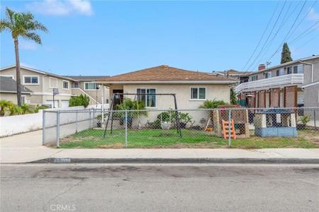 2615 Rockefeller