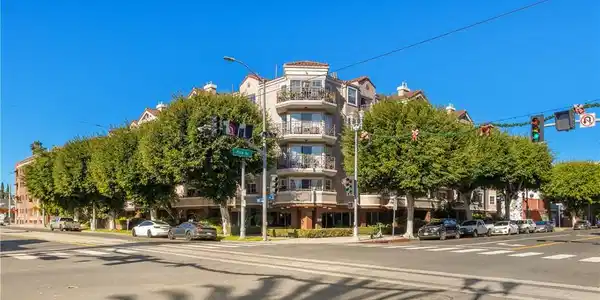 801 Pine