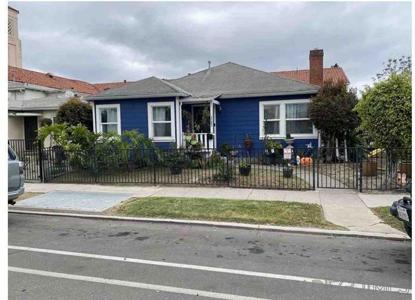 3283 Meade Avenue