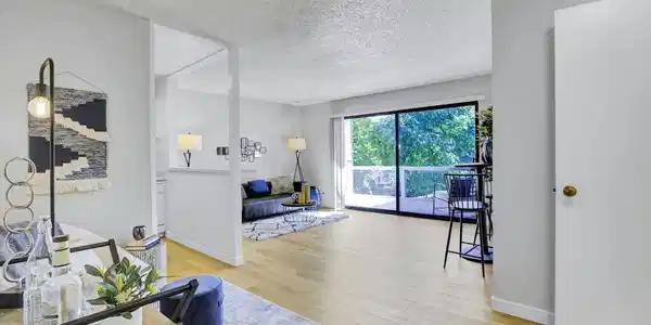 3 Admiral Dr