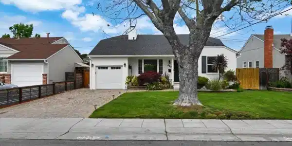679 Harrow Avenue