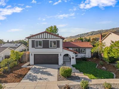 2115 Pedro Avenue