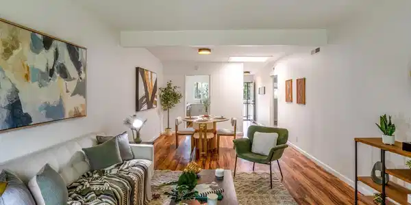 820 Encinitas Blvd