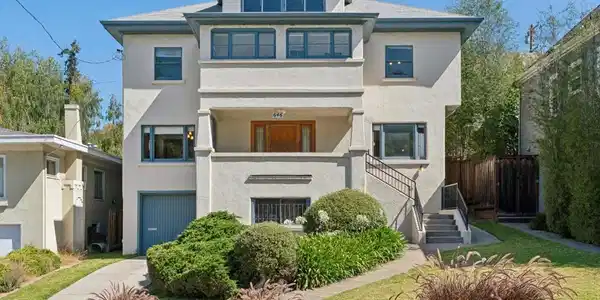 646 Walavista Ave