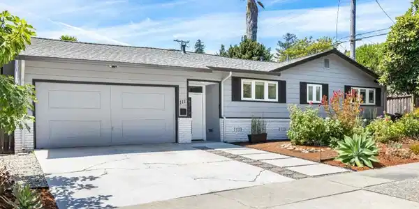 111 Woodside Avenue