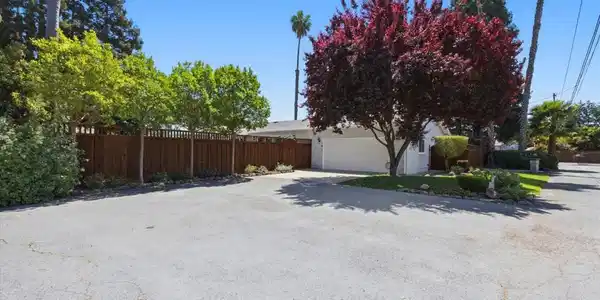 4511 Concord Blvd
