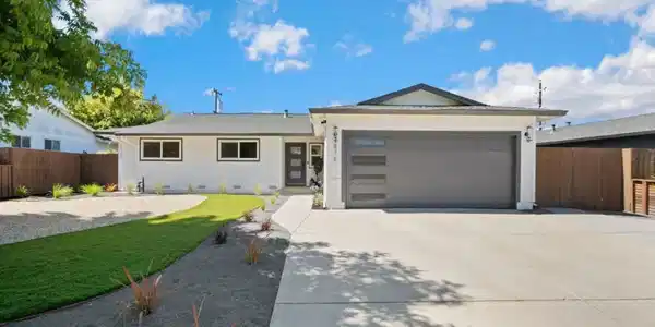 876 San Simeon Drive