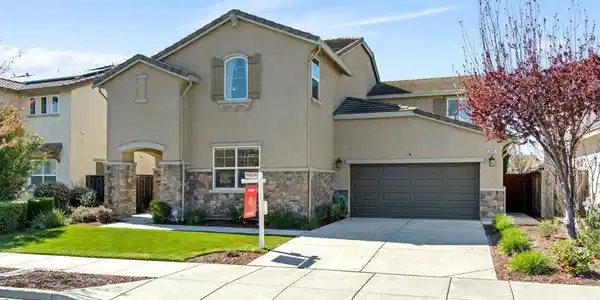 2469 Talaria Dr