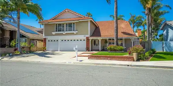 9921 Oceancrest Dr