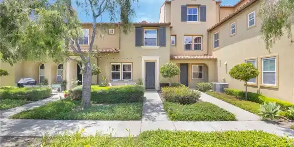 76 Paseo Del Rey