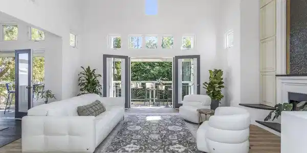 508 Pier Avenue