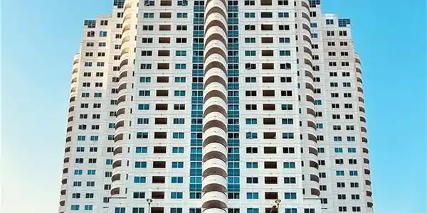 525 E Seaside Way