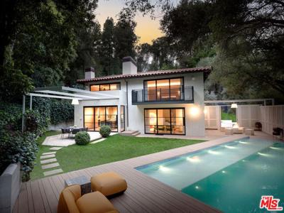 2167 Mandeville Canyon Road