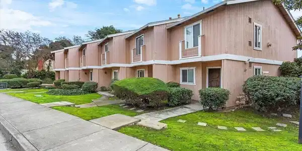 31131 Alvarado Niles Rd