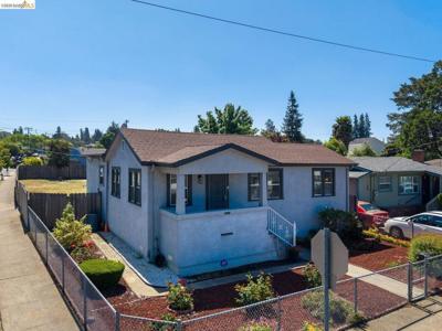 3986 Delmont Ave