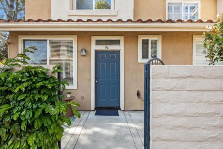 4104 Via Candidiz