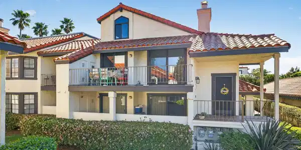 2277 Martinique Lane