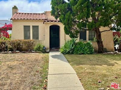 2137 Walnut Avenue