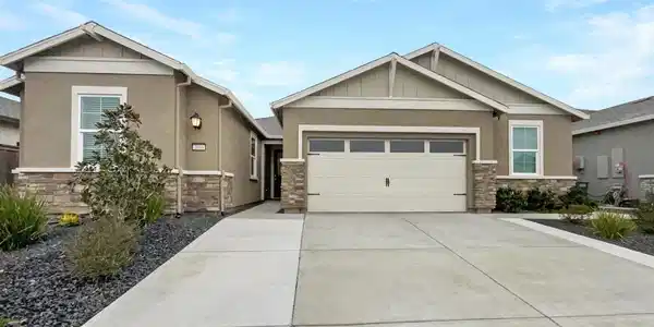2066 Espana Ln