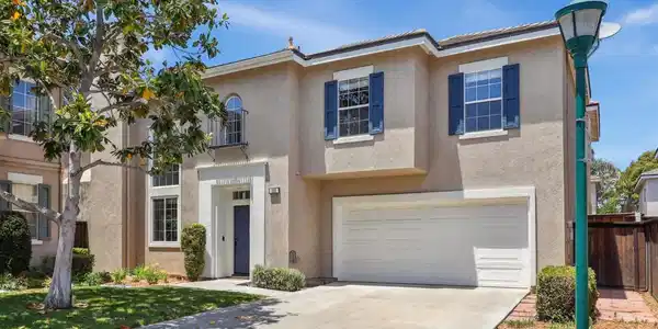 535 Venetia Way