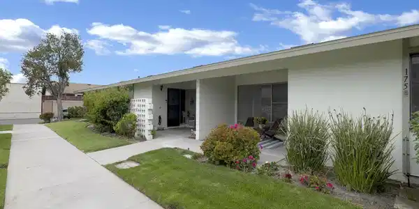 175 W Bowling Green