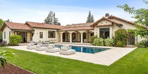 338 Verano Drive