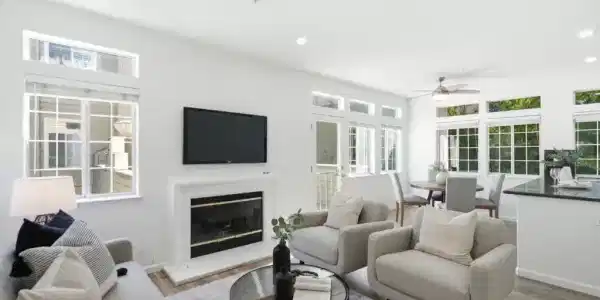 1171 La Rochelle Terrace